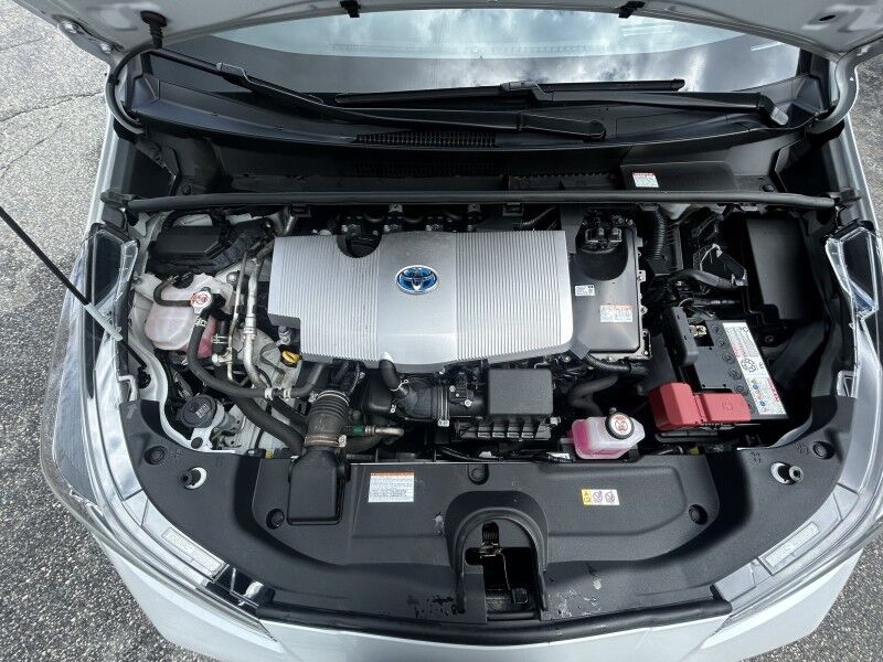 2022 Toyota Prius XLE - 1-OWNER - ADVANCED TECHNOLOGY PACKAGE Webster MA