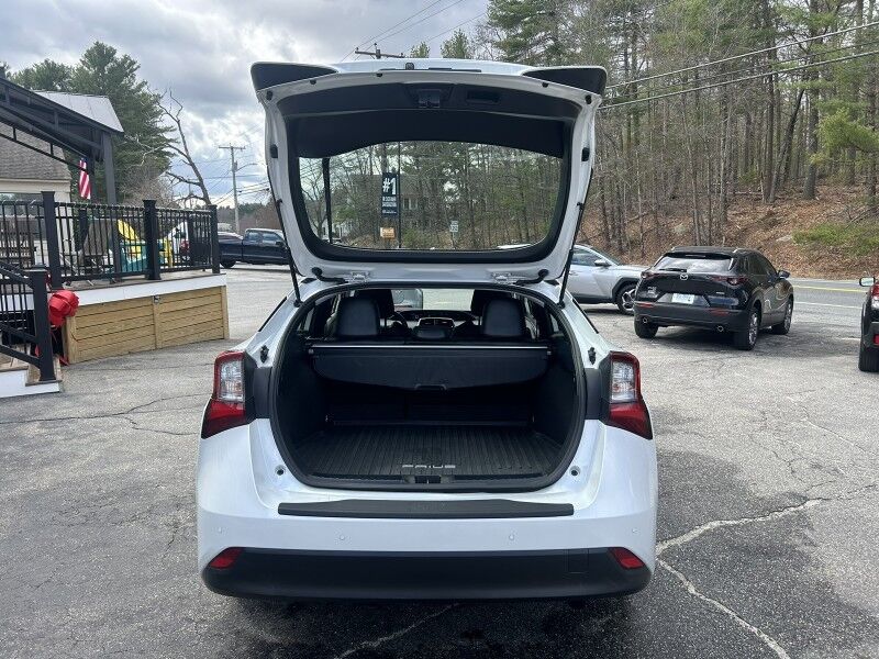 2022 Toyota Prius XLE - 1-OWNER - ADVANCED TECHNOLOGY PACKAGE Webster MA