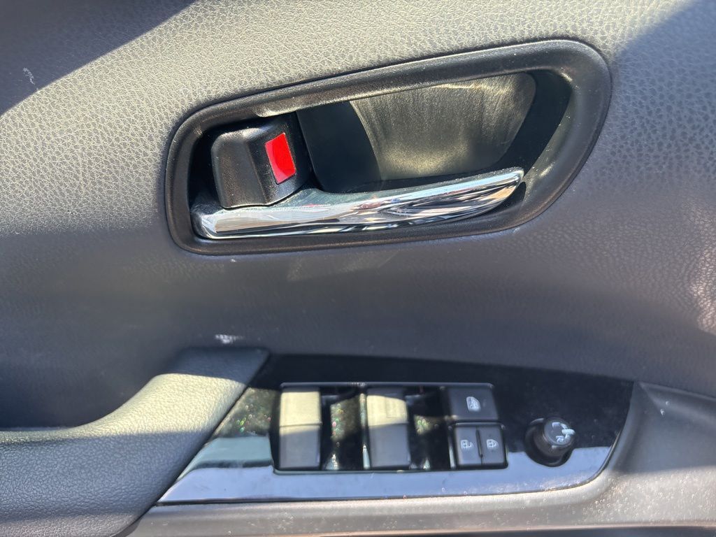 2022 Toyota Prius XLE AWD-e Cockeysville MD