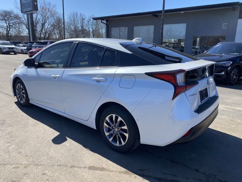 2022 Toyota Prius XLE