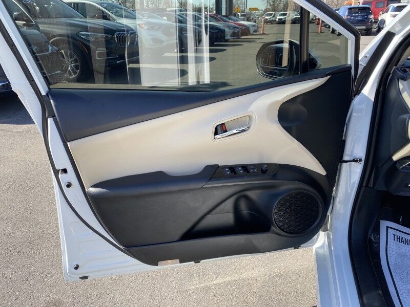 2022 Toyota Prius XLE Bristol  PA