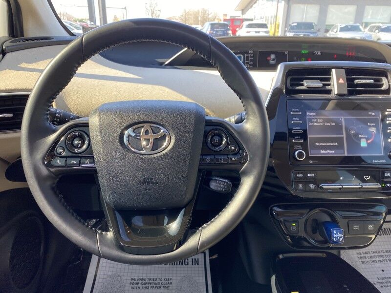 2022 Toyota Prius XLE