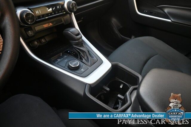 2022 Toyota RAV4 Hybrid LE / AWD / Premium Cloth Seats / Adaptive Cruise Control / Lane Departure & Blind Spot Alert / Apple CarPlay & Android Auto / USB Input / Back Up Camera / New Studless Winter Tires / 41 MPG / 1-Owner Anchorage AK