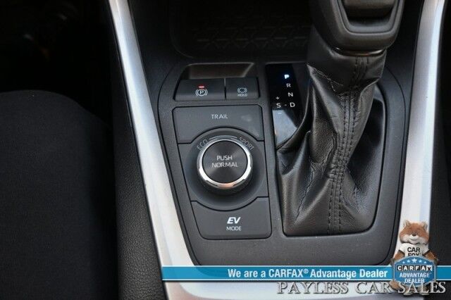 2022 Toyota RAV4 Hybrid LE / AWD / Premium Cloth Seats / Adaptive Cruise Control / Lane Departure & Blind Spot Alert / Apple CarPlay & Android Auto / USB Input / Back Up Camera / New Studless Winter Tires / 41 MPG / 1-Owner Anchorage AK