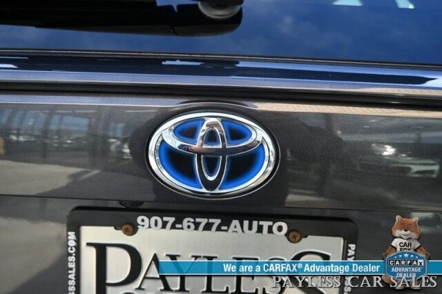 2022 Toyota RAV4 Hybrid LE / AWD / Premium Cloth Seats / Adaptive Cruise Control / Lane Departure & Blind Spot Alert / Apple CarPlay & Android Auto / USB Input / Back Up Camera / New Studless Winter Tires / 41 MPG / 1-Owner Anchorage AK