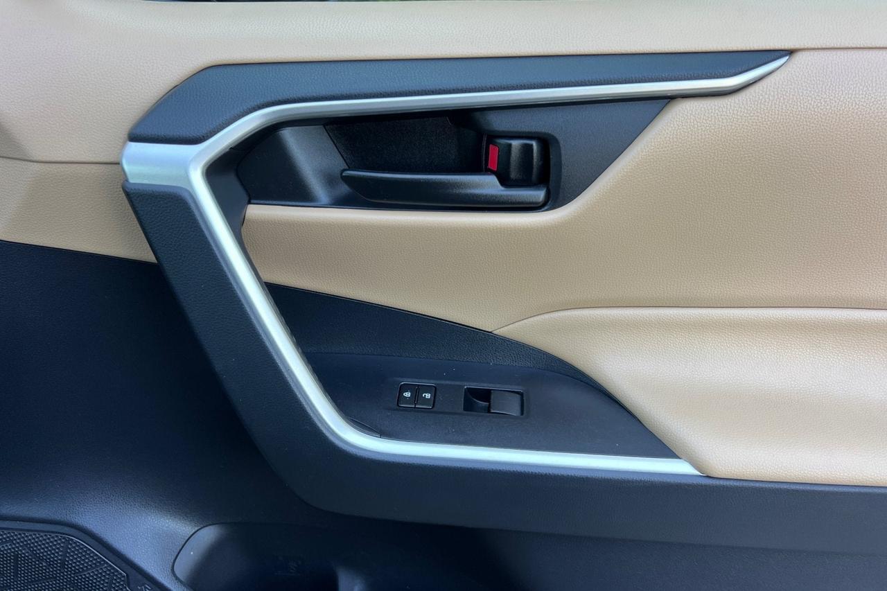 2022 Toyota RAV4 Hybrid LE Roseville CA