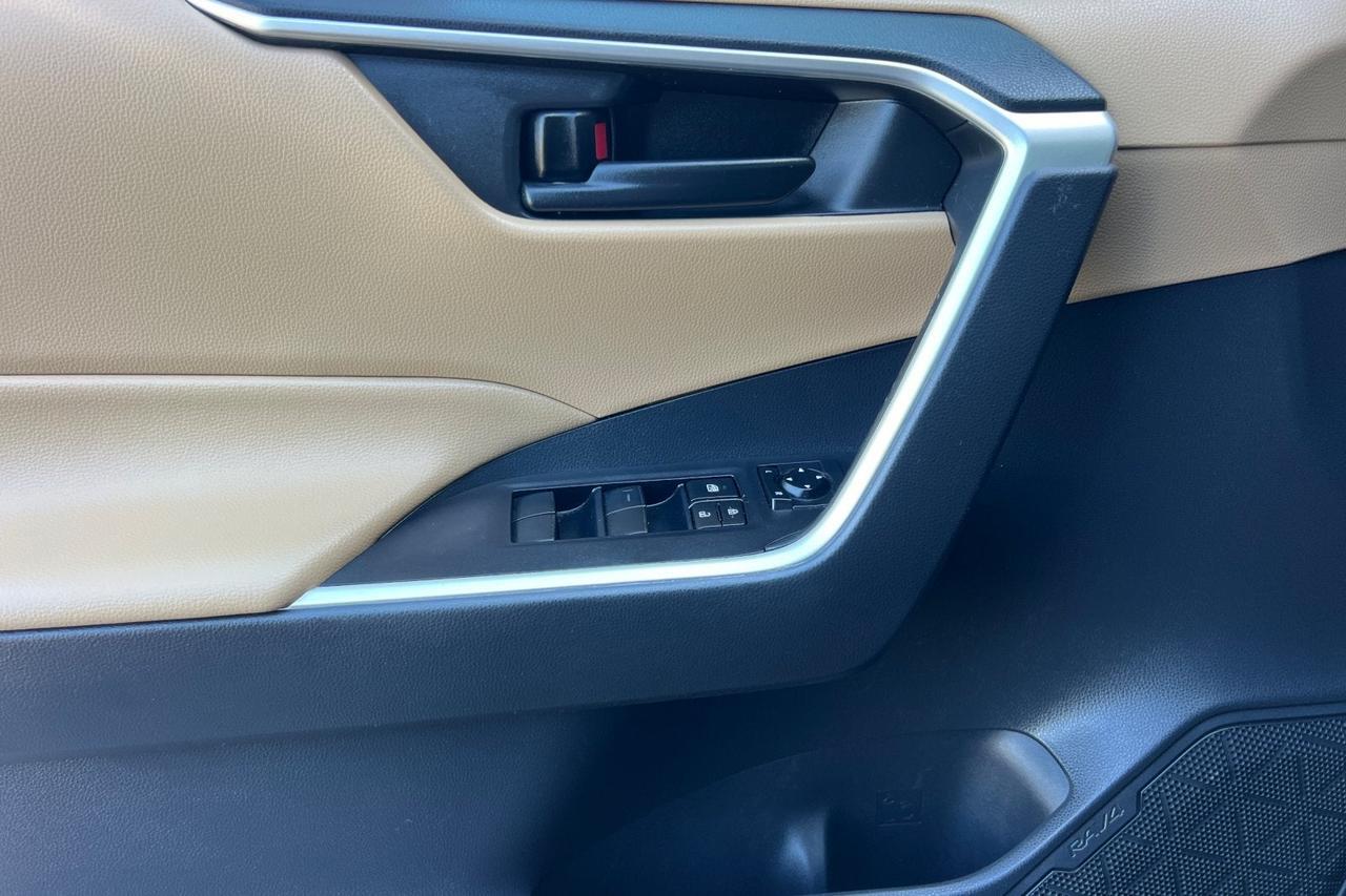 2022 Toyota RAV4 Hybrid LE Roseville CA