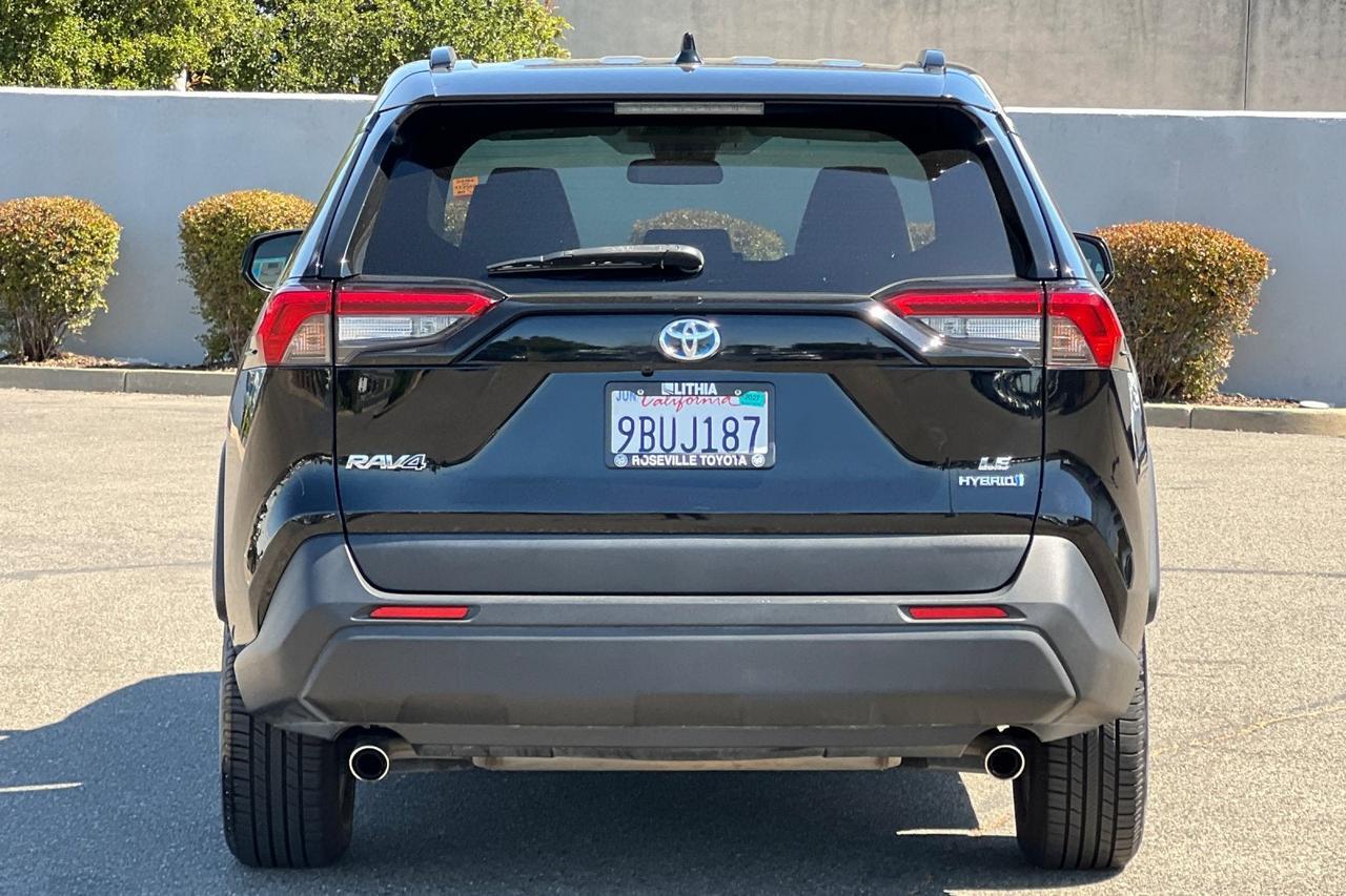 2022 Toyota RAV4 Hybrid LE Roseville CA