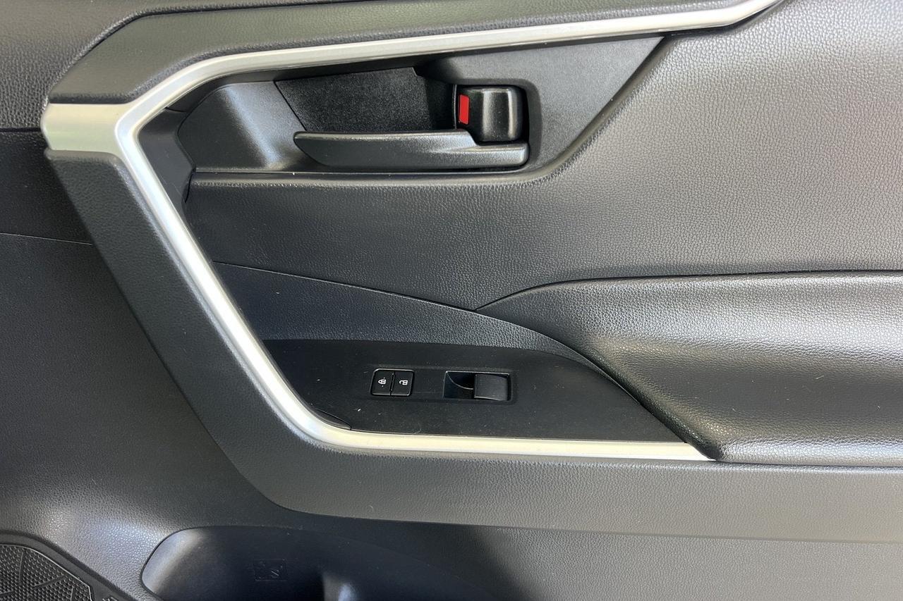 2022 Toyota RAV4 Hybrid LE Roseville CA
