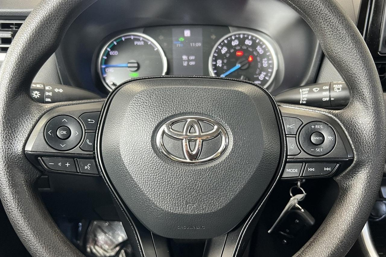 2022 Toyota RAV4 Hybrid LE Roseville CA