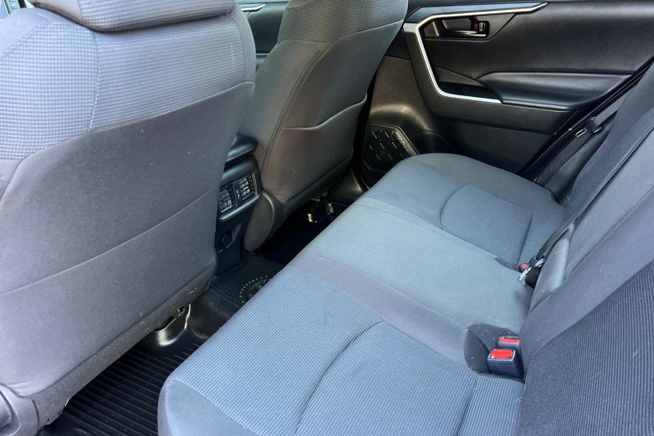 2022 Toyota RAV4 Hybrid LE Roseville CA