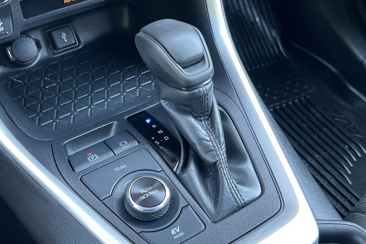 2022 Toyota RAV4 Hybrid LE Roseville CA
