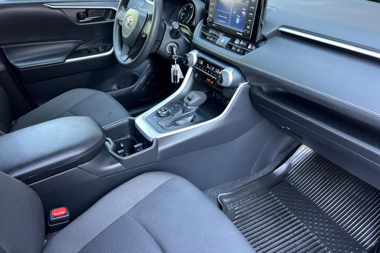 2022 Toyota RAV4 Hybrid LE Roseville CA