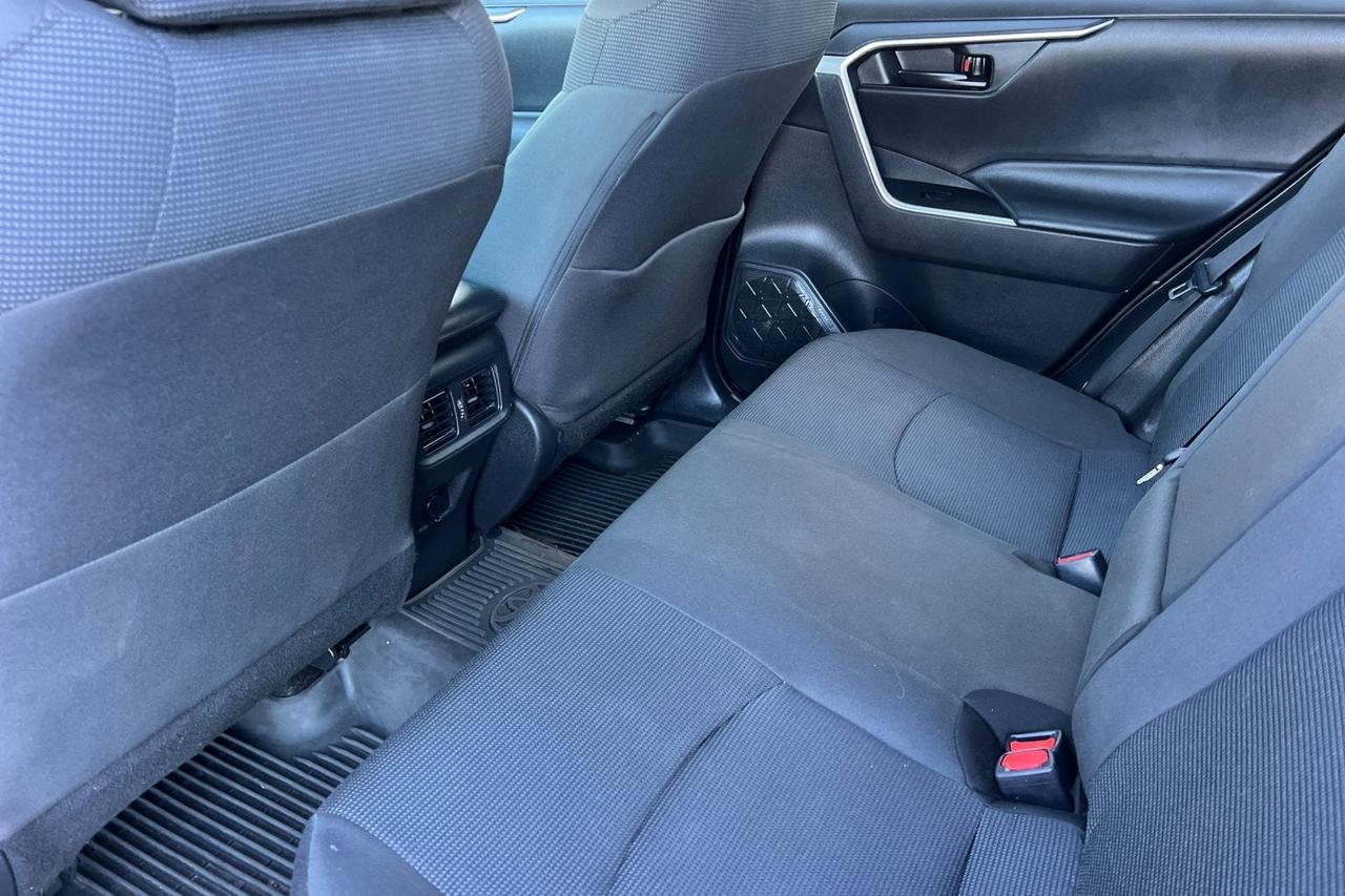 2022 Toyota RAV4 Hybrid LE Roseville CA