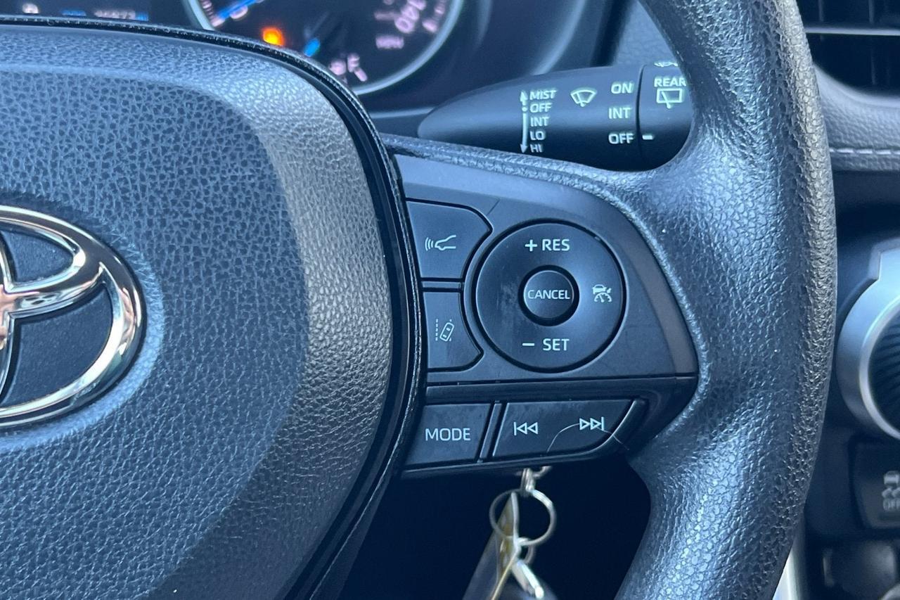 2022 Toyota RAV4 Hybrid LE Roseville CA