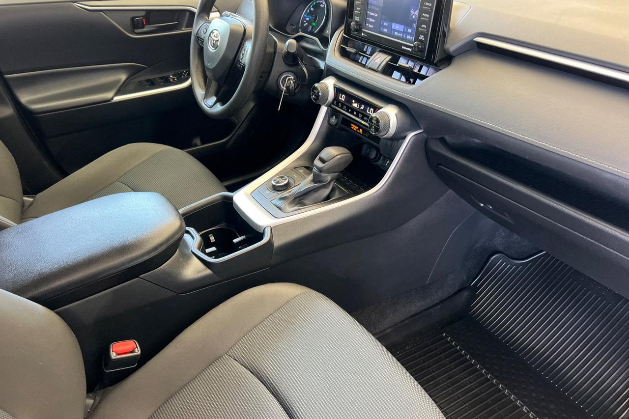 2022 Toyota RAV4 Hybrid LE Roseville CA