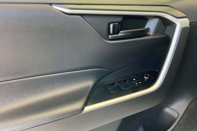 2022 Toyota RAV4 Hybrid LE Roseville CA