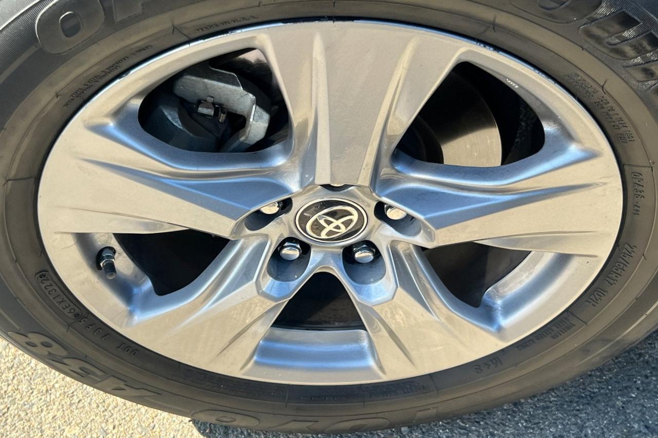 2022 Toyota RAV4 Hybrid LE Roseville CA