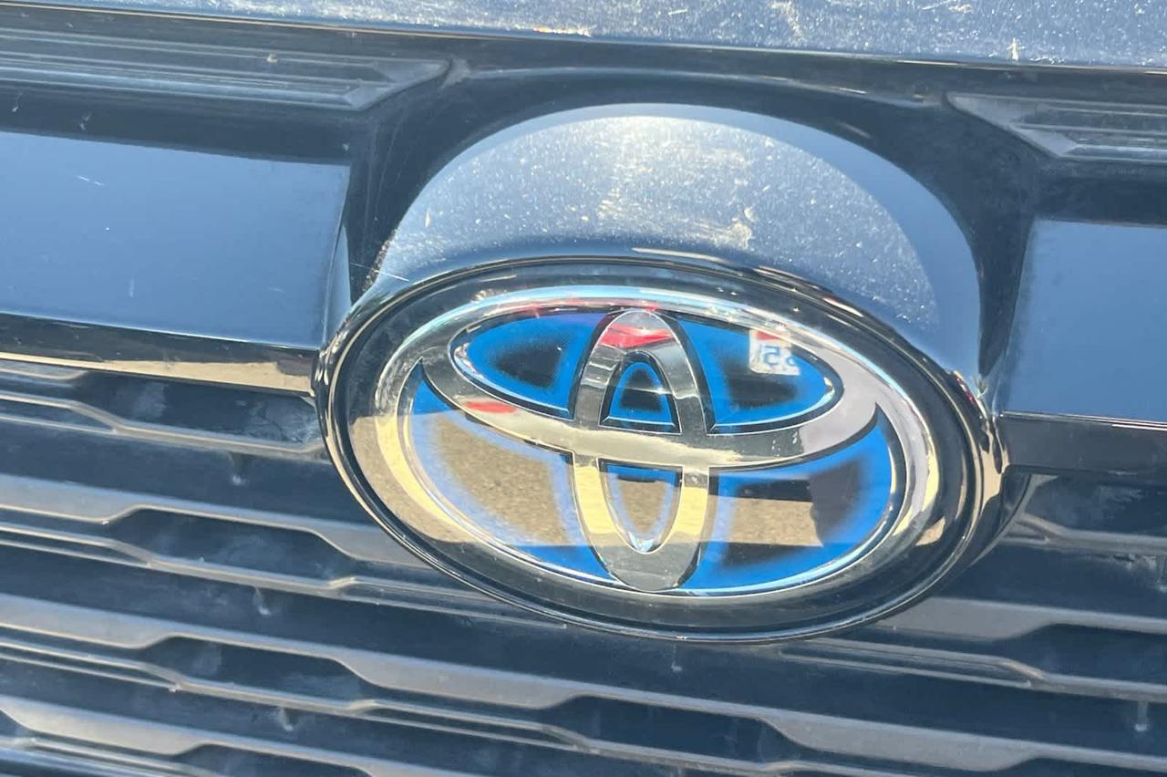 2022 Toyota RAV4 Hybrid LE Roseville CA