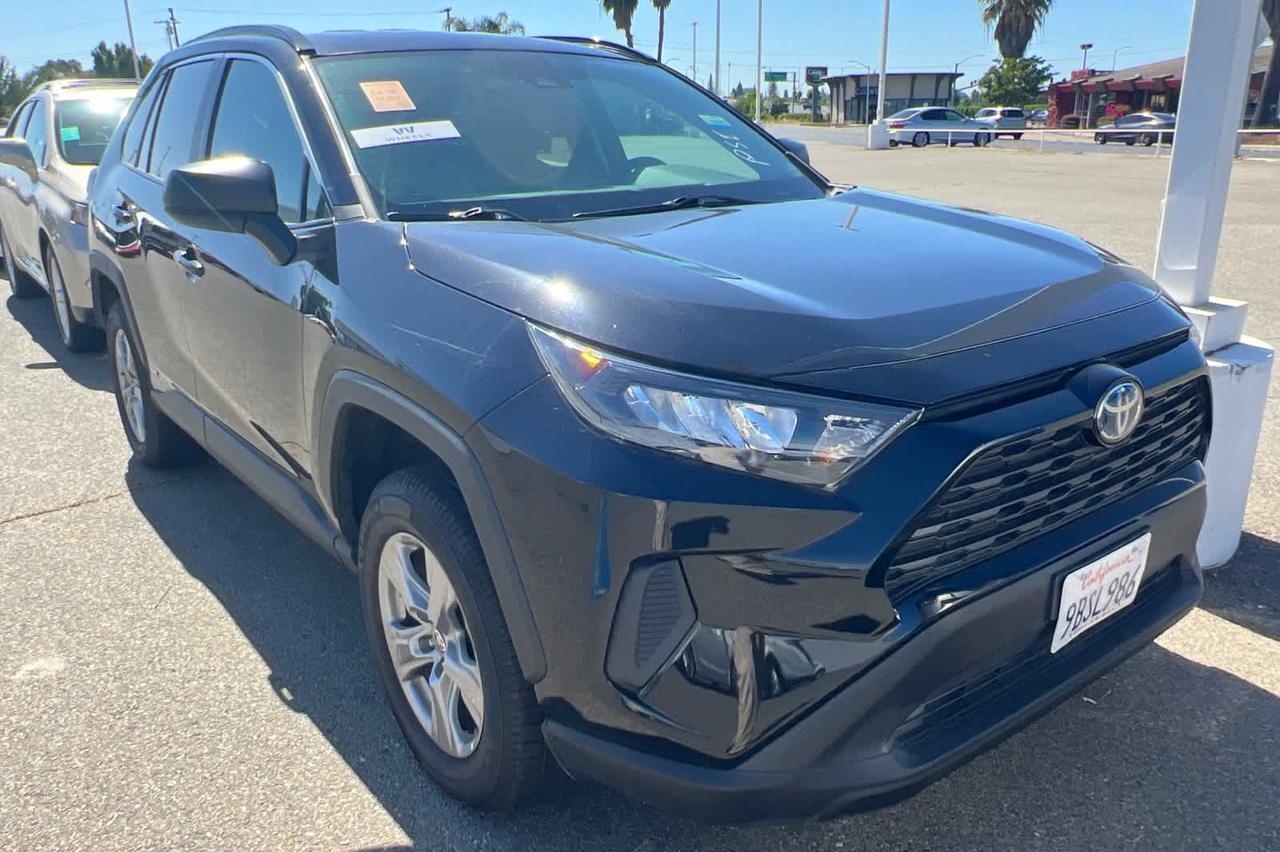2022 Toyota RAV4 Hybrid LE