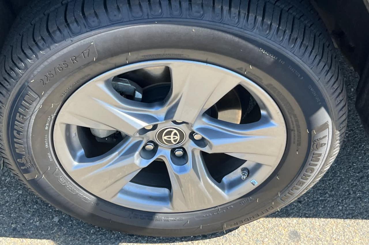 2022 Toyota RAV4 Hybrid LE Roseville CA
