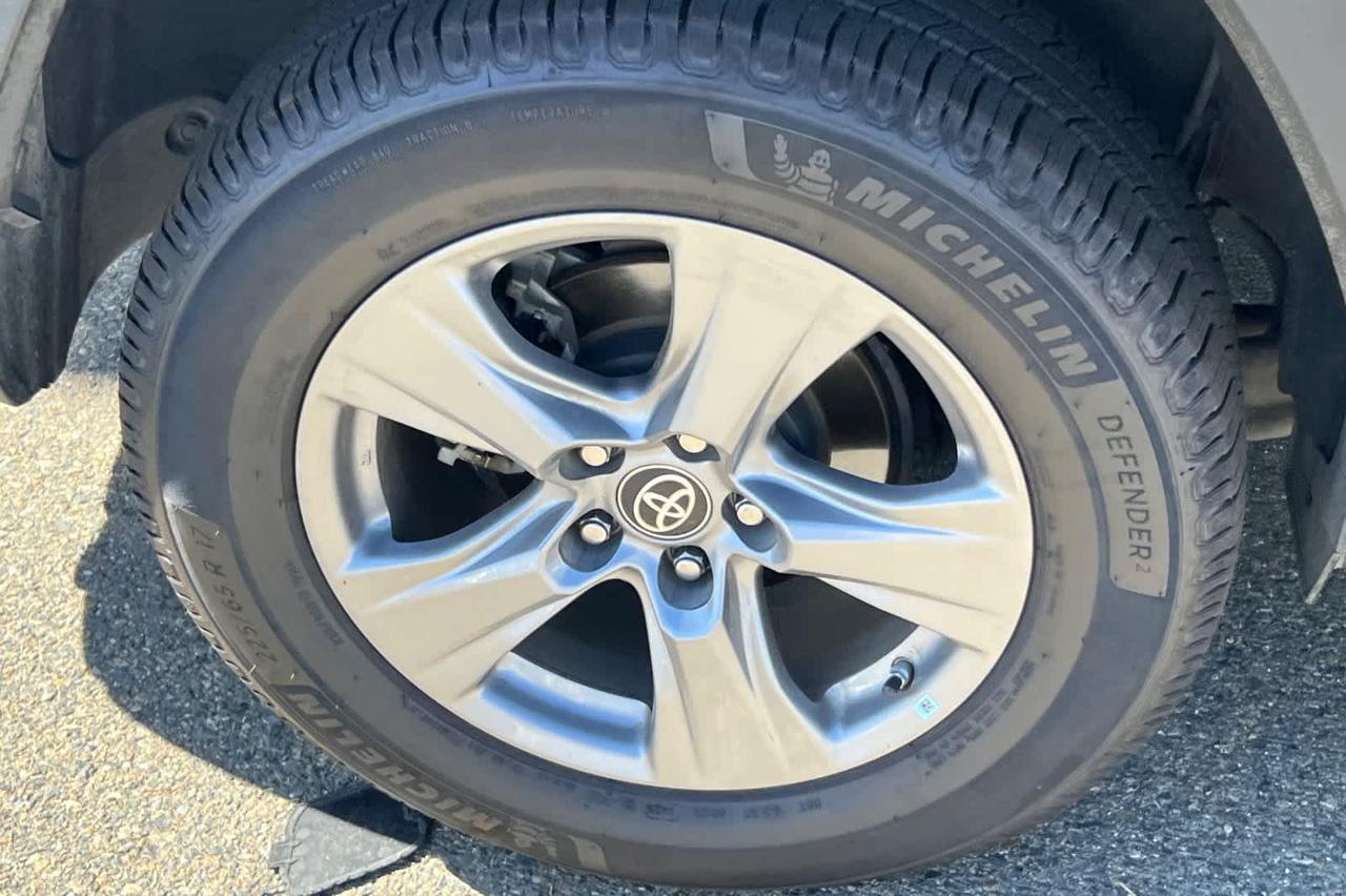 2022 Toyota RAV4 Hybrid LE Roseville CA