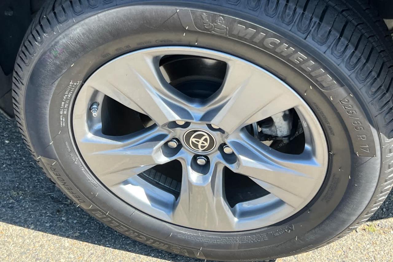 2022 Toyota RAV4 Hybrid LE Roseville CA