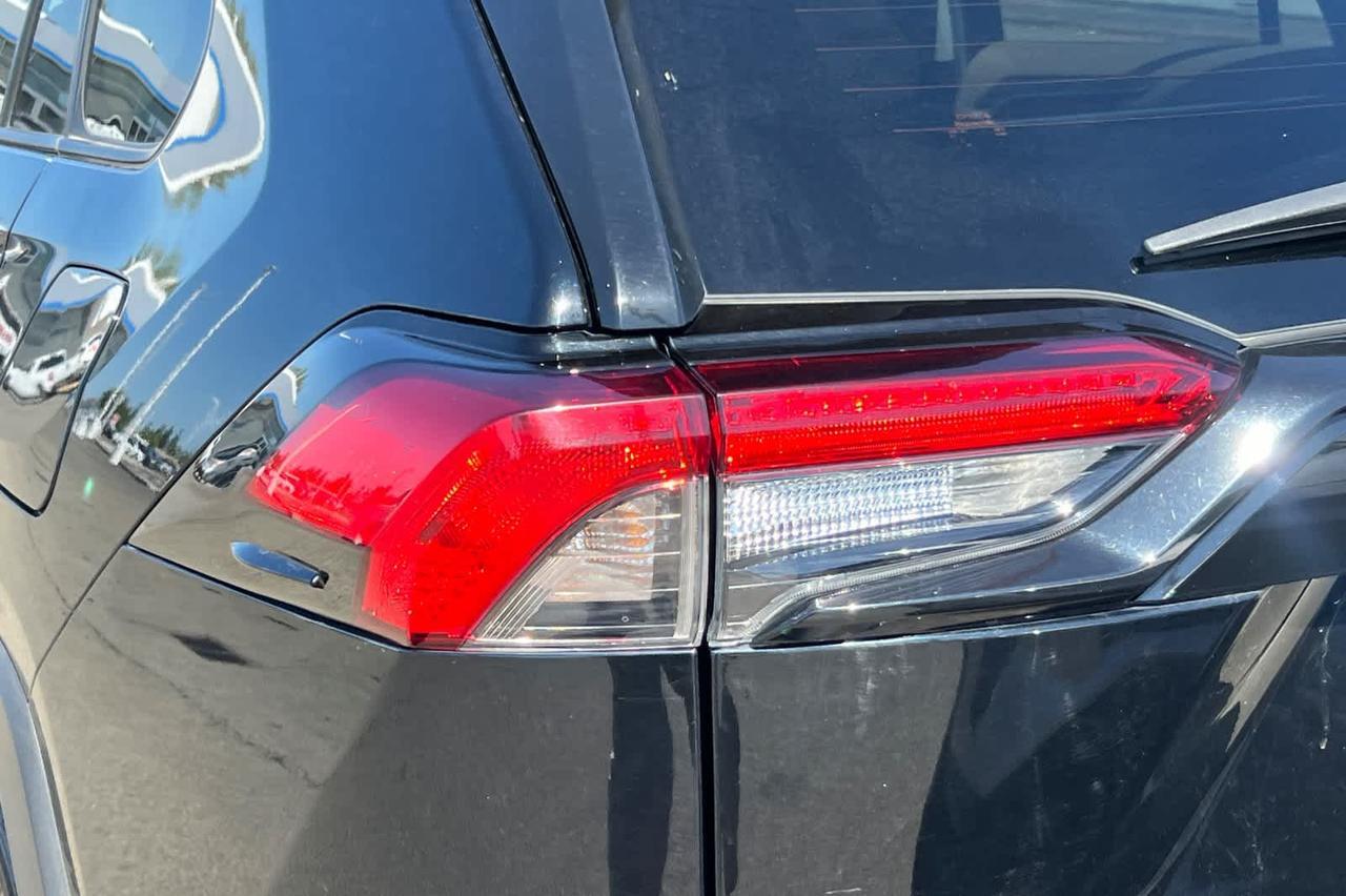 2022 Toyota RAV4 Hybrid LE Roseville CA