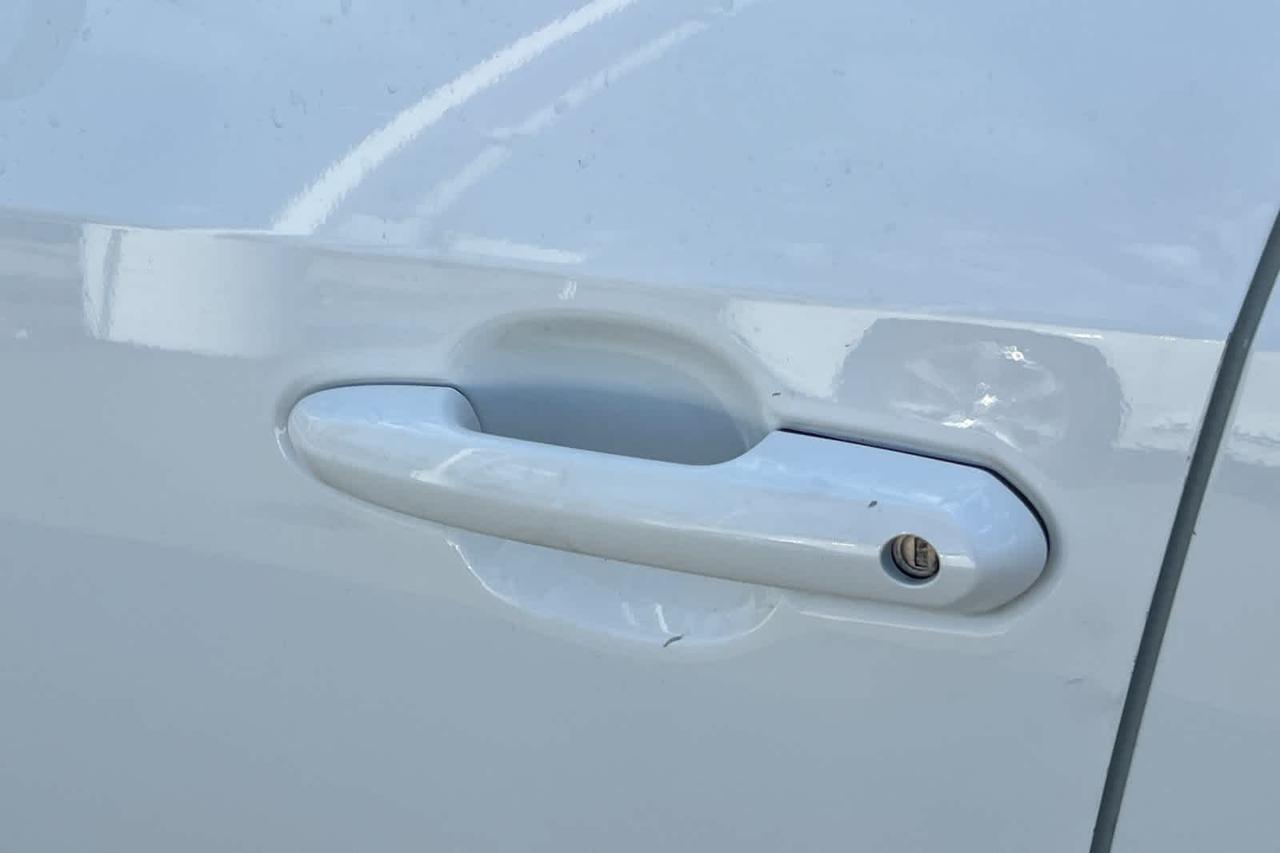 2022 Toyota RAV4 Hybrid LE Roseville CA