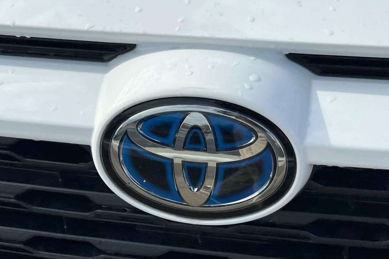 2022 Toyota RAV4 Hybrid LE Roseville CA