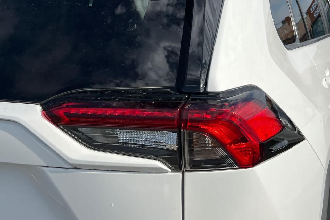 2022 Toyota RAV4 Hybrid LE Roseville CA