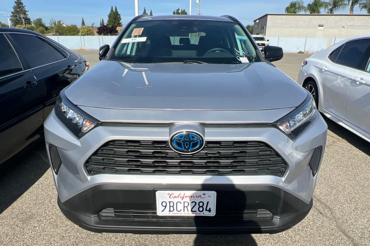 2022 Toyota RAV4 Hybrid LE