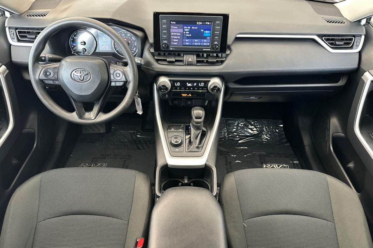2022 Toyota RAV4 Hybrid LE