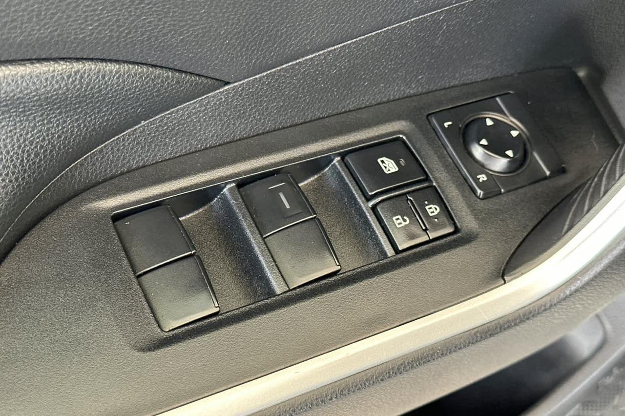 2022 Toyota RAV4 Hybrid LE Roseville CA