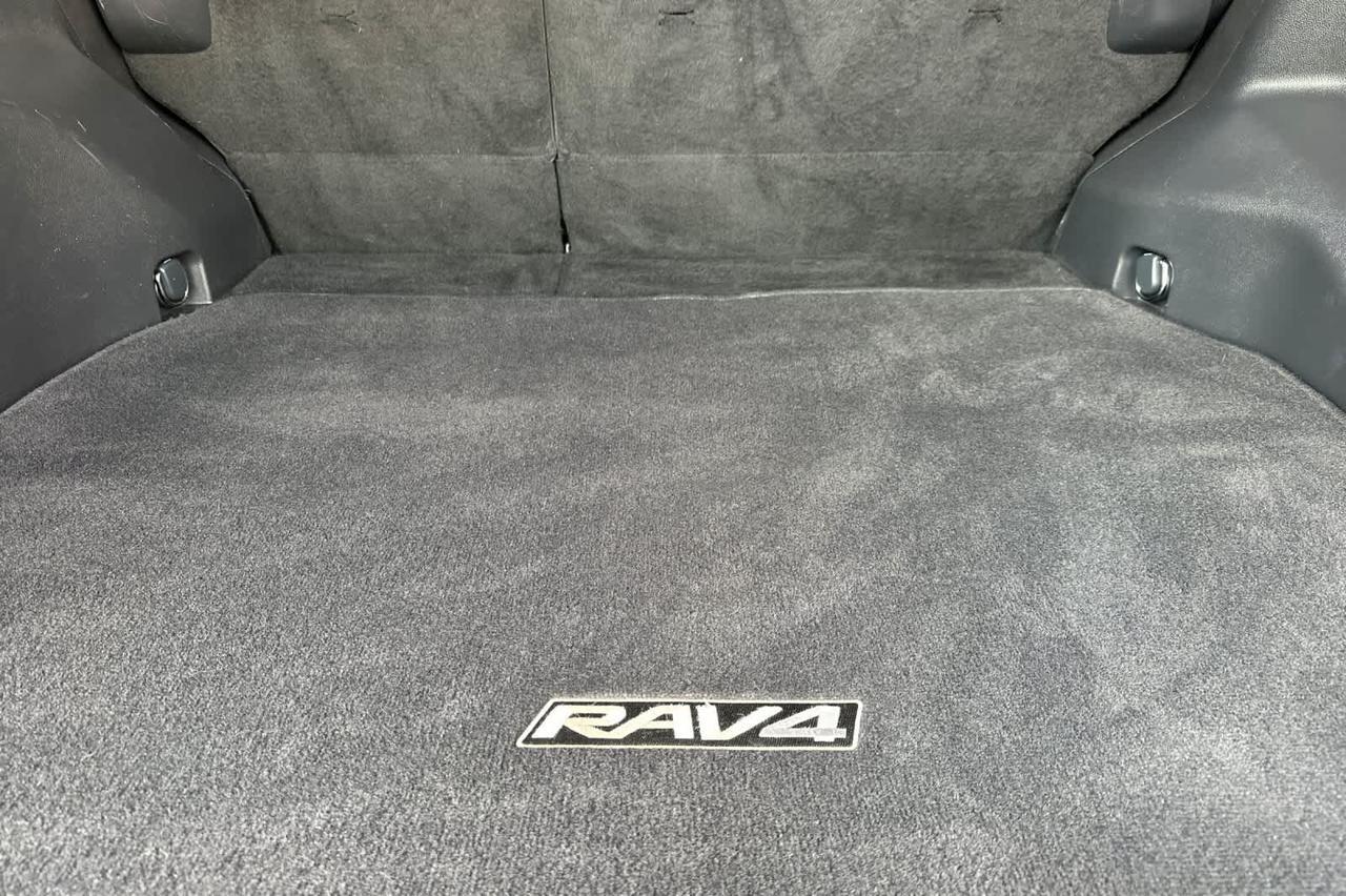 2022 Toyota RAV4 Hybrid LE Roseville CA