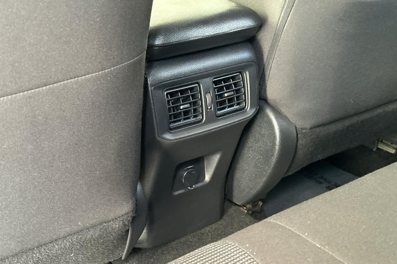 2022 Toyota RAV4 Hybrid LE Roseville CA