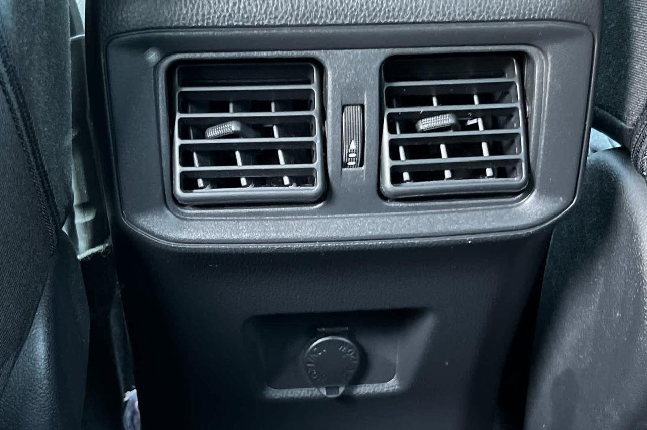 2022 Toyota RAV4 Hybrid LE Roseville CA