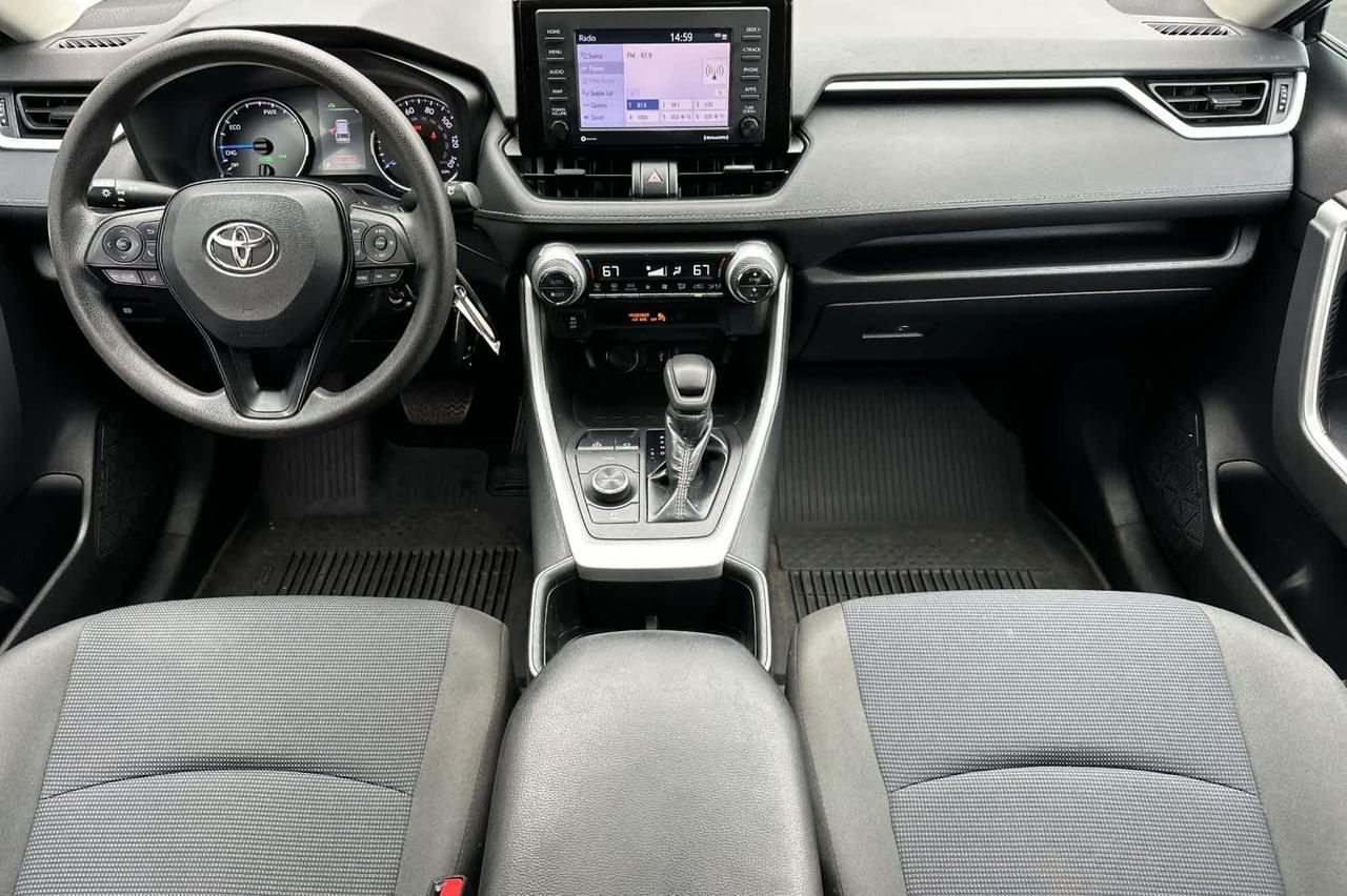 2022 Toyota RAV4 Hybrid LE