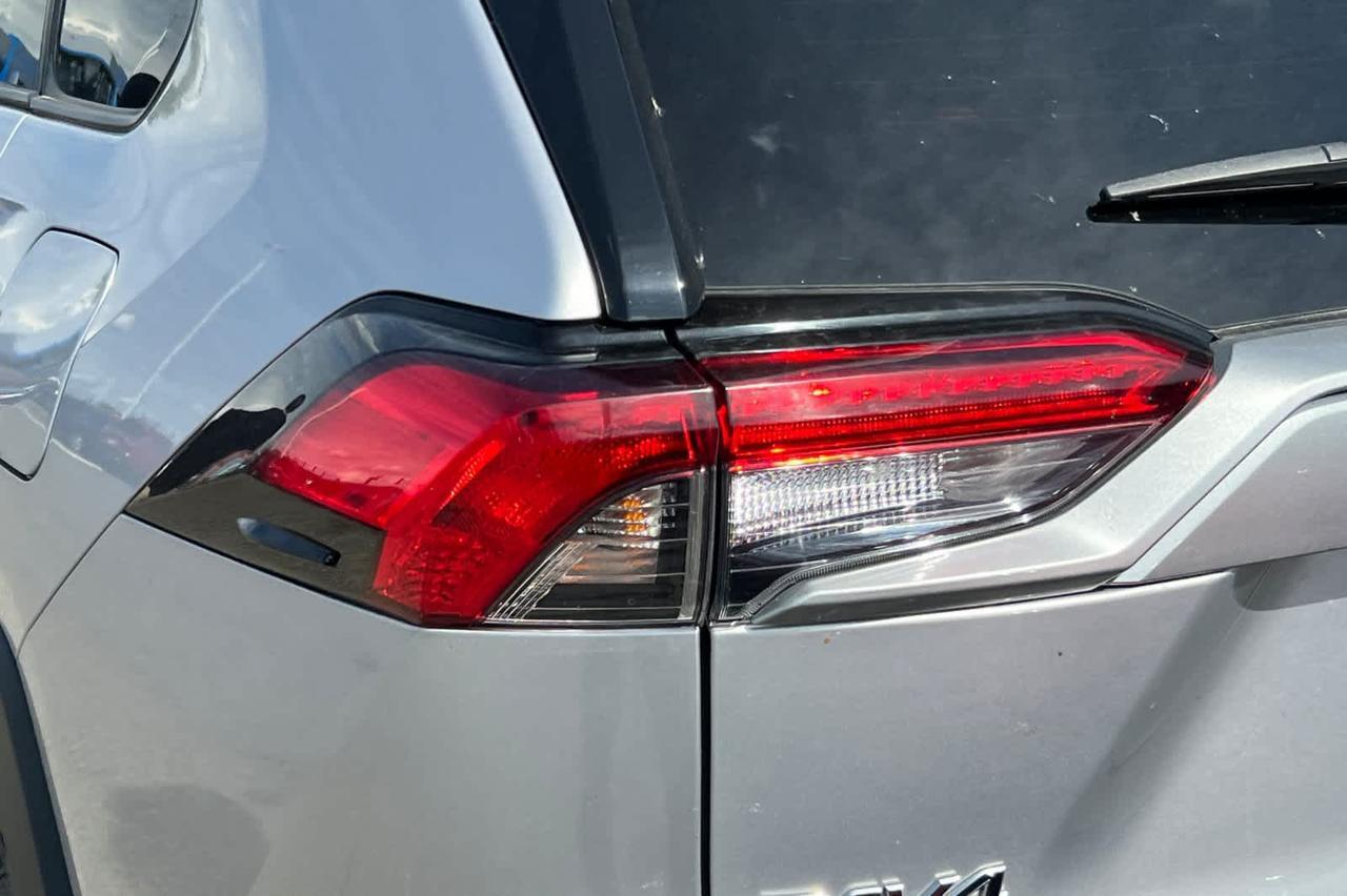 2022 Toyota RAV4 Hybrid LE Roseville CA