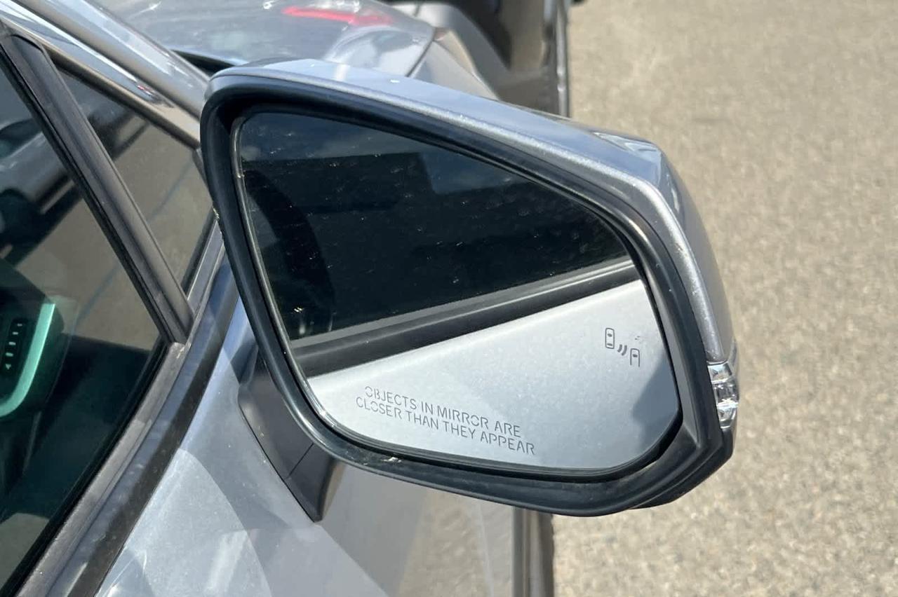 2022 Toyota RAV4 Hybrid LE Roseville CA