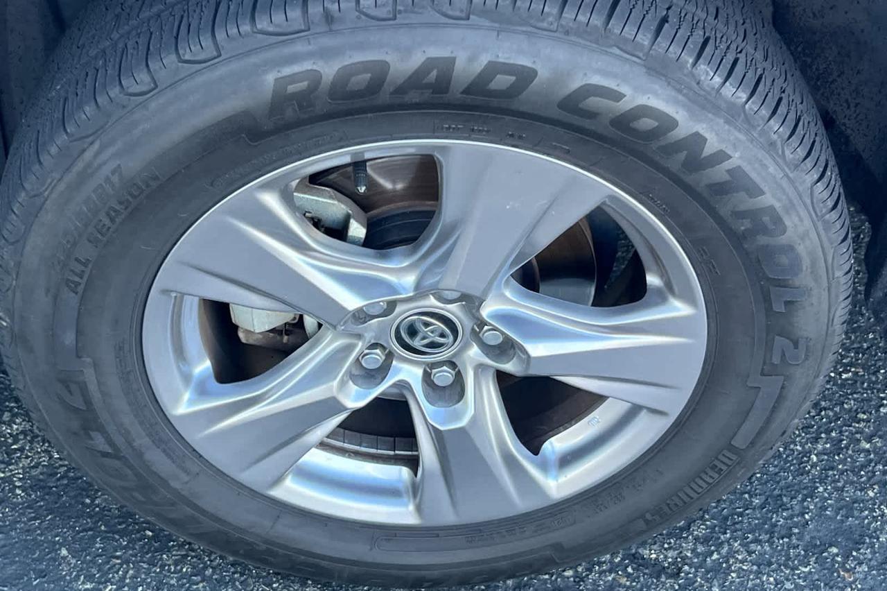 2022 Toyota RAV4 Hybrid LE Roseville CA