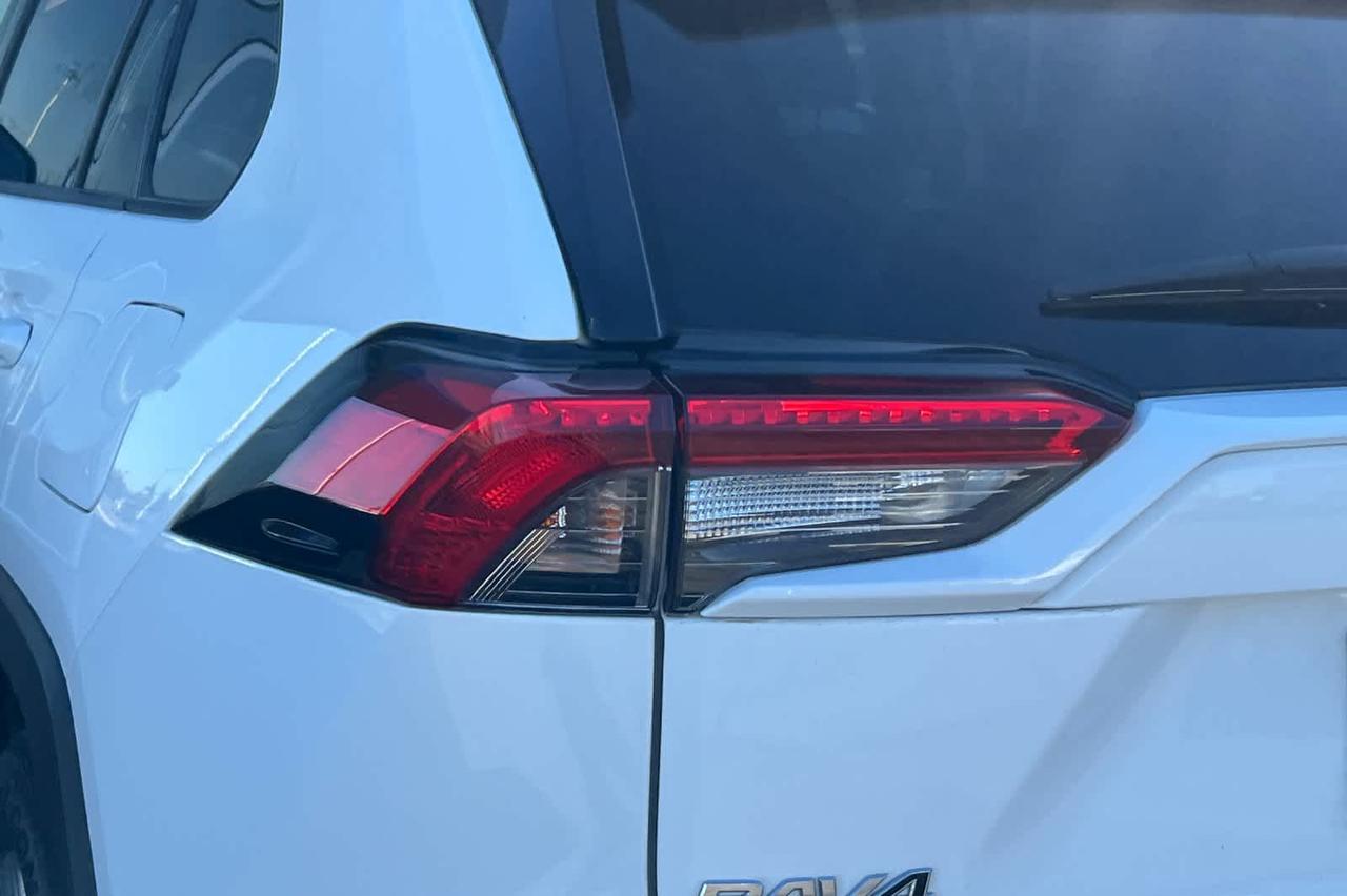 2022 Toyota RAV4 Hybrid LE Roseville CA
