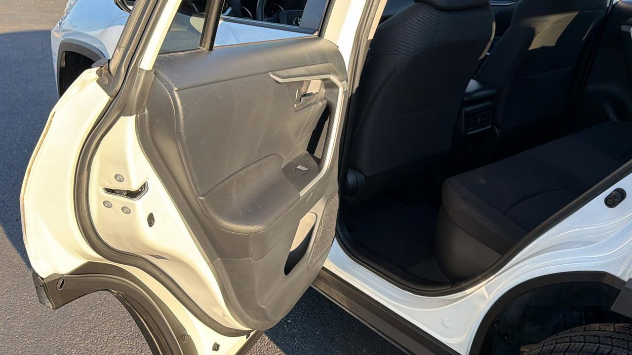 2022 Toyota RAV4 Hybrid LE San Antonio TX