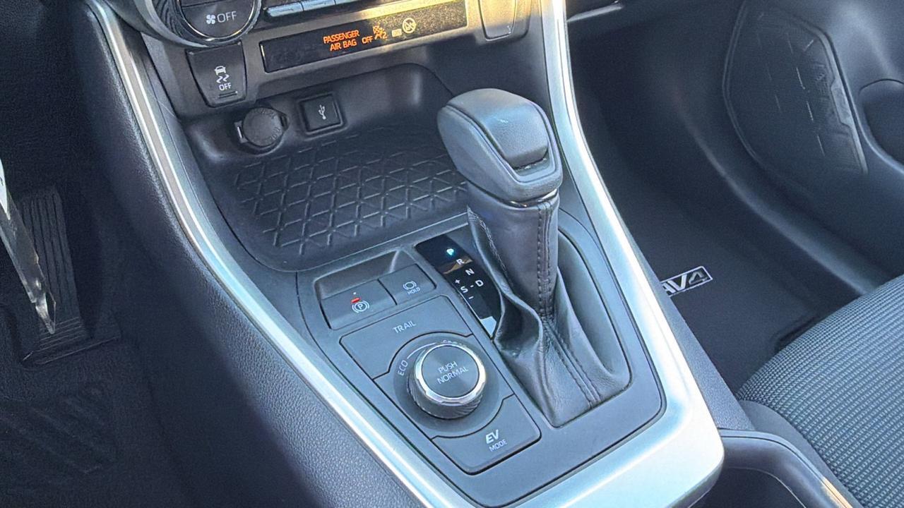 2022 Toyota RAV4 Hybrid LE San Antonio TX