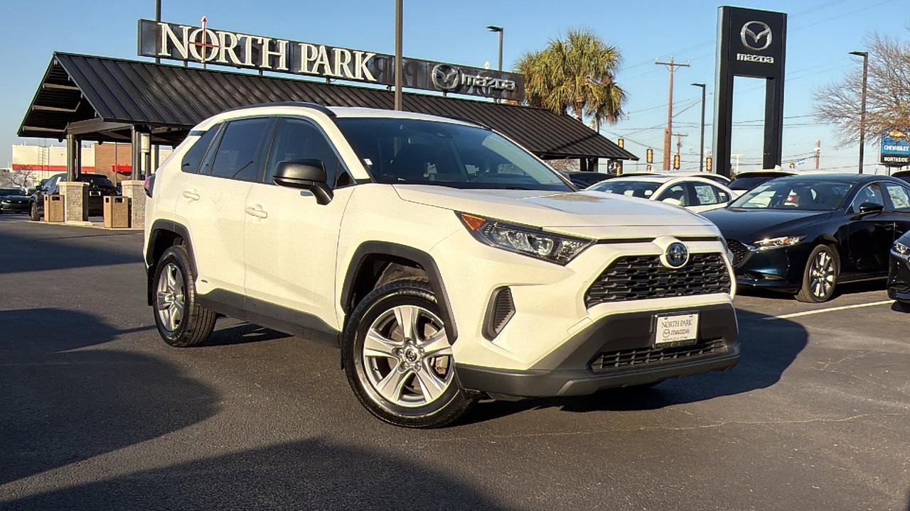 2022 Toyota RAV4 Hybrid LE