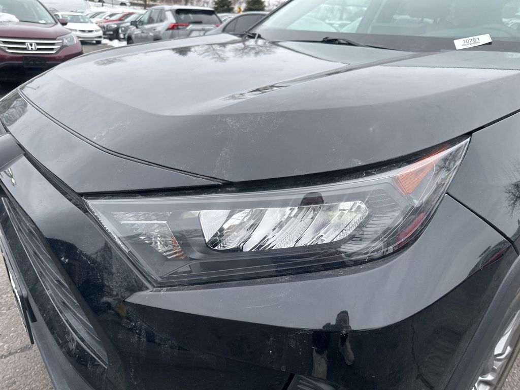 2022 Toyota RAV4 Hybrid LE