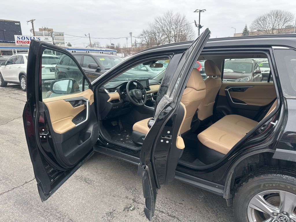 2022 Toyota RAV4 Hybrid LE Worcester MA
