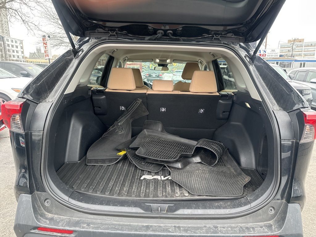 2022 Toyota RAV4 Hybrid LE Worcester MA