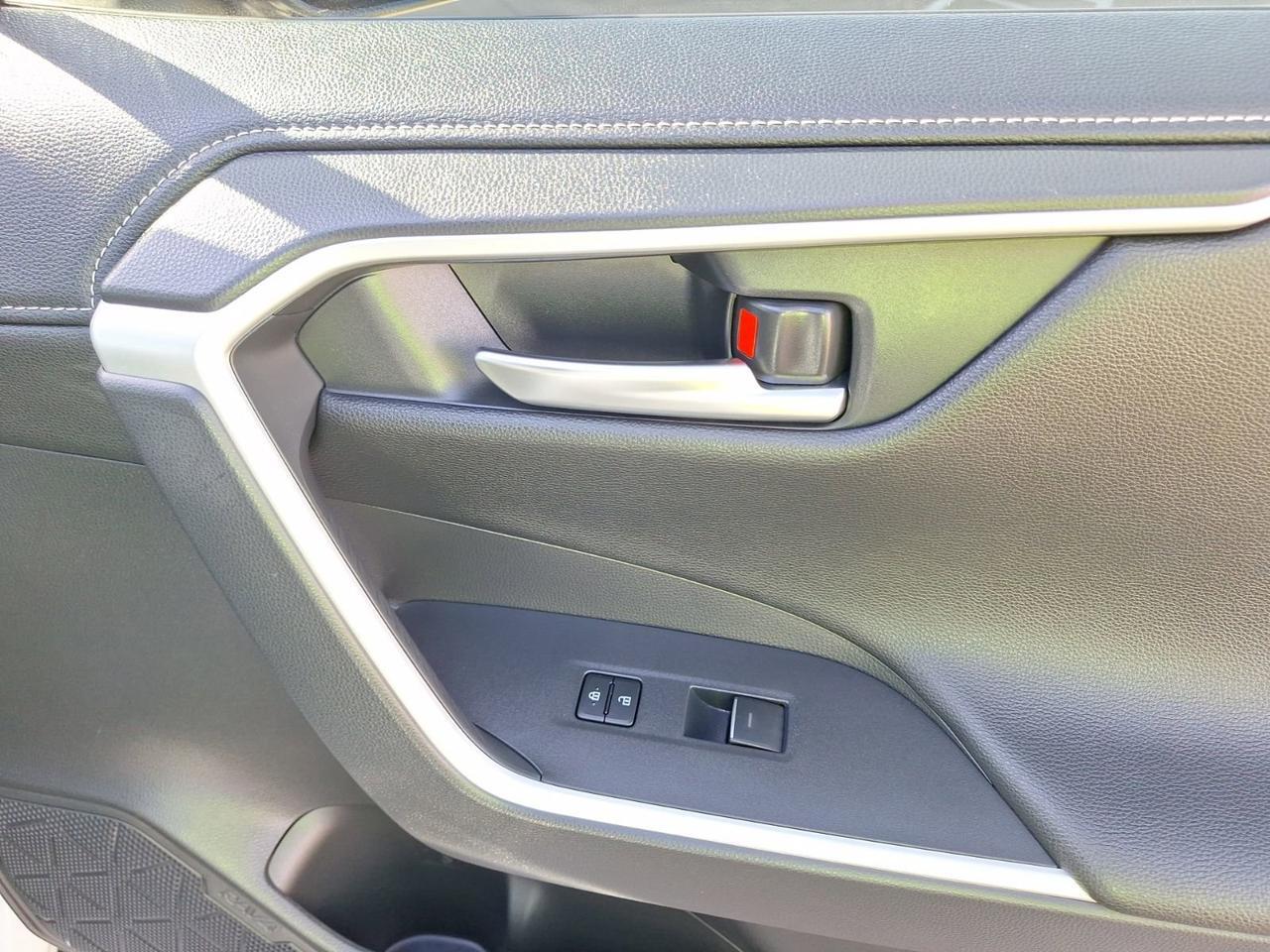 2022 Toyota RAV4 Hybrid Limited Hurst TX