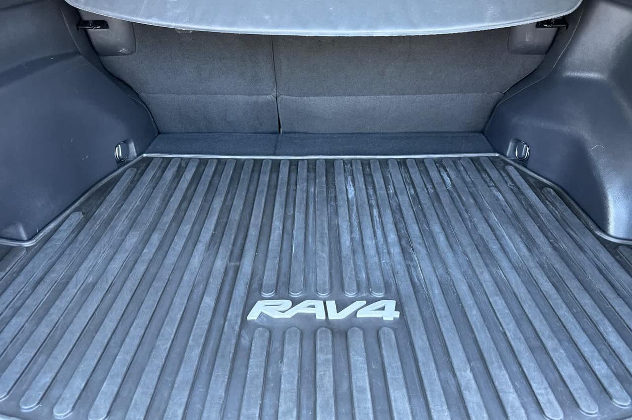 2022 Toyota RAV4 Hybrid Limited Roseville CA